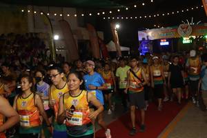 BIB: 08201, 00200, 10407
                            <button type="button" onclick="openModal(9884537)" class="btn btn-primary btn-sm float-right btn-popup" data-toggle="modal" data-target=".modal-high-quality">
                        <i class="fas fa-shopping-cart"></i> Add to Cart
                    </button>
                                            <button type="button" onclick="isThisMe(9884537, true)" class="btn btn-success btn-sm float-right btn-popup btn-isme hidden" data-toggle="tooltip" data-placement="bottom" title="นี่คือรูปของคุณใช่ไหม คลิกที่นี่เพื่อเอาเข้าอัลบั้ม">
                        <i class="fas fa-plus"></i> Add to album
                    </button>
                    <button type="button" onclick="isThisMe(9884537, false)" class="btn btn-warning btn-sm float-right btn-popup btn-isnotme hidden">
                        <i class="fas fa-ban"></i> Remove from album
                    </button>